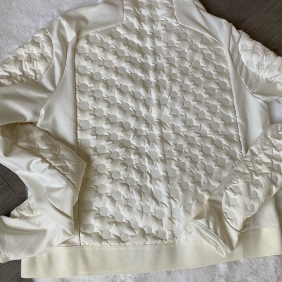 Nike Aeroloft Running Jacket - Picture 7 of 7